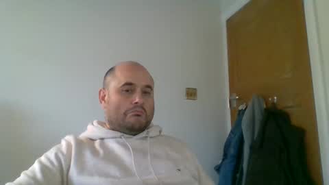 Snapshot of bobabator chatting on 01.06.25 bobabator online show from 01.06.25