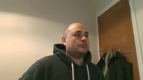 Snapshot of bobabator chatting on 02.10.25 bobabator online show from 02.10.25