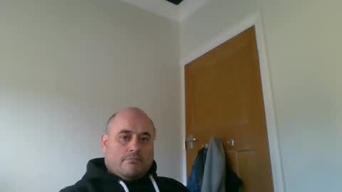 Snapshot of bobabator chatting on 03.03.25 bobabator online show from 03.03.25