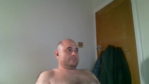 Snapshot of bobabator chatting on 09.10.25 bobabator online show from 09.10.25