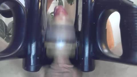 Snapshot of bobby123572970 chatting on 10.27.25 Bobby123 online show from 10.27.25