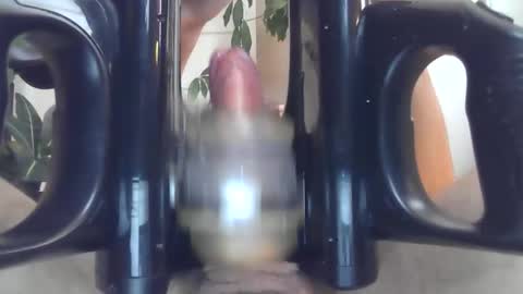 Snapshot of bobby123572970 chatting on 10.29.25 Bobby123 online show from 10.29.25