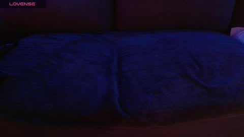 Bobby English online show from 11.28.25