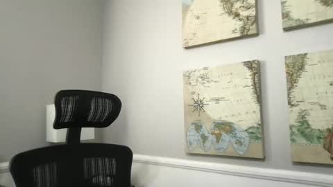 Snapshot of bobbylightfoot3 chatting on 12.20.24 bobbylightfoot3 online show from 12.20.24