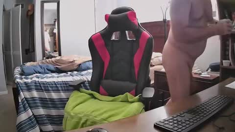 Snapshot of bobh1266 chatting on 09.15.25 bobh1266 online show from 09.15.25