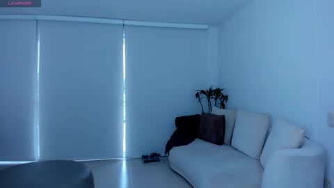 danna online show from 10.14.25