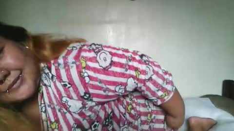 Snapshot of bombastic_darla chatting on 10.26.25 bombastic_darla online show from 10.26.25