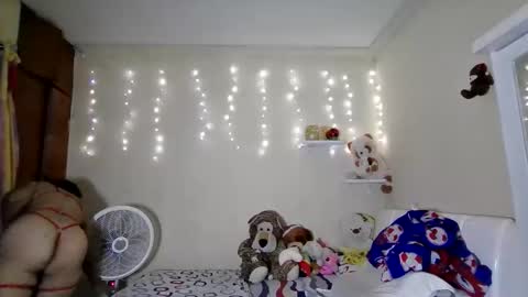 Melanie online show from 11.26.25