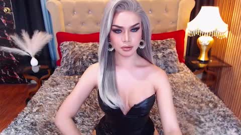 Snapshot of bombshellanita chatting on 02.20.25 bombshellanita online show from 02.20.25