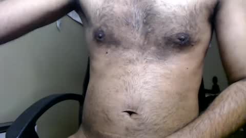 Snapshot of bond007pt2 chatting on 01.06.25 bond007pt2 online show from 01.06.25