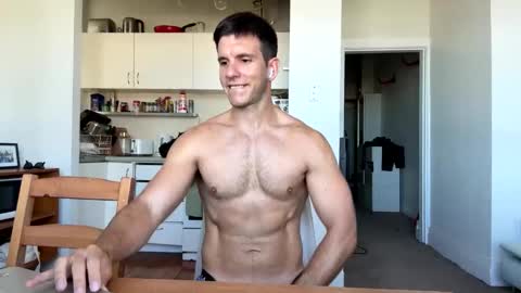 Snapshot of bondi333 chatting on 03.05.25 Bondi online show from 03.05.25