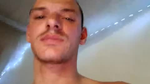 Snapshot of bondsasha2101 chatting on 11.15.25 bondsasha2101 online show from 11.15.25