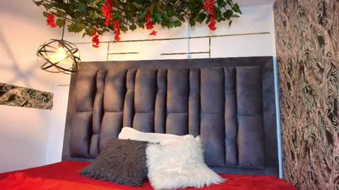 Snapshot of bonie_wills chatting on 04.04.26 BONIE WILLS online show from 04.04.26