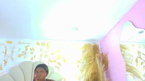 bonieklent online show from 10.20.25