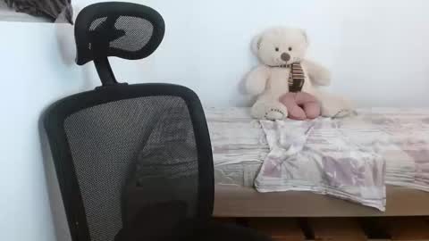 Snapshot of bonni_blonde chatting on 02.11.25 Bonnie online show from 02.11.25