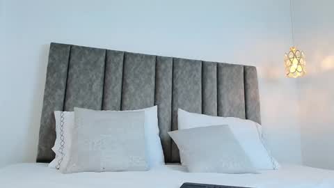 Bonnie online show from 10.08.25