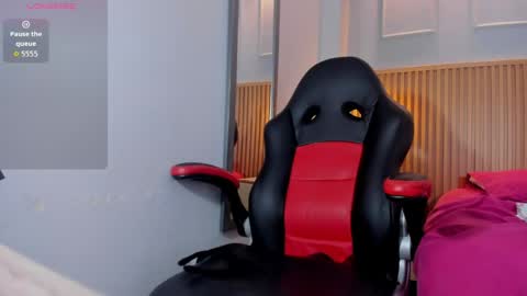 BONNIE  online show from 04.01.26