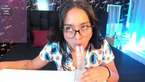 Snapshot of bonnie_cosmic chatting on 09.27.25 Bonnie online show from 09.27.25