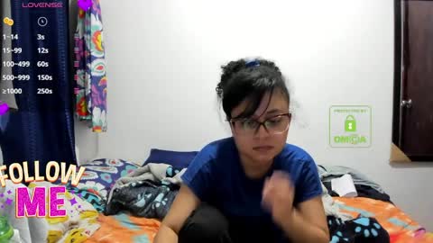 bonnie lam  hello welcome to my room I hope you have fun and you can reach your maximum pleasure here with me online show from 05.12.26