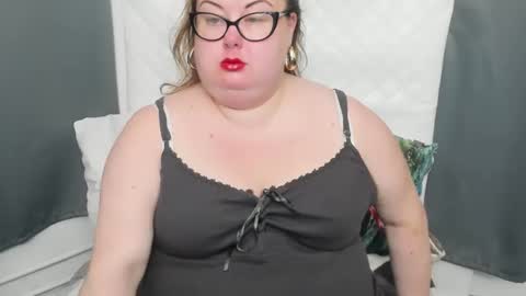 Snapshot of bonnieshining chatting on 12.03.24 Bonnie online show from 12.03.24
