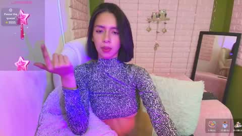 Snapshot of bonnieshyy chatting on 01.23.25 Bonnie online show from 01.23.25