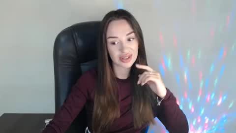 Snapshot of bonniexxx_ chatting on 10.21.25 Bonnie online show from 10.21.25