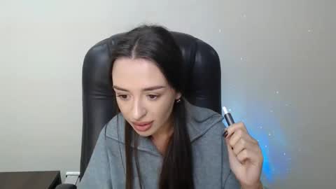 Snapshot of bonniexxx_ chatting on 11.28.25 Bonnie online show from 11.28.25