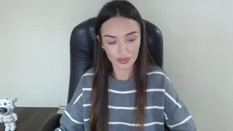 Snapshot of bonniexxx_ chatting on 11.30.25 Bonnie online show from 11.30.25