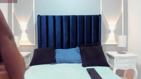 Bonnie Ross online show from 03.25.26