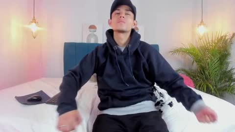 bonny_and_carrot online show from 02.19.25