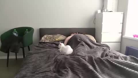 Bonny Kimberly online show from 04.19.26