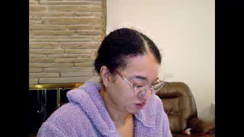 Queen Bon Vivantt online show from 01.07.26