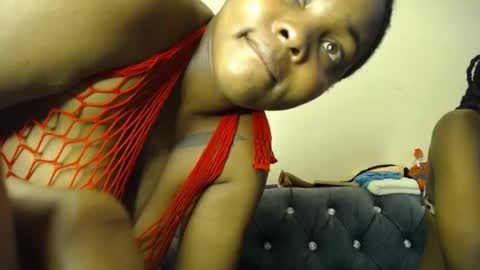 Snapshot of boobiesnack chatting on 09.28.25 Mellon online show from 09.28.25