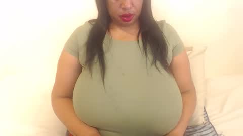 boobyqueen online show from 11.05.25