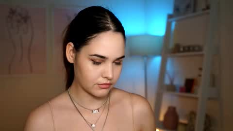 Snapshot of boobyybliss chatting on 10.18.25 boobyybliss online show from 10.18.25