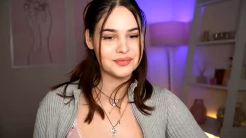 Snapshot of boobyybliss chatting on 11.18.25 boobyybliss online show from 11.18.25