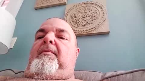 Snapshot of boolika chatting on 12.27.24 Boolika online show from 12.27.24