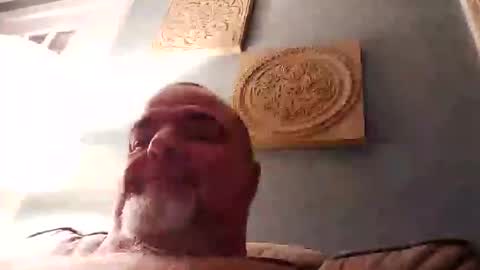 Snapshot of boolika chatting on 12.28.24 Boolika online show from 12.28.24