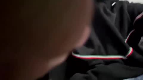 SHY BOY online show from 11.02.25