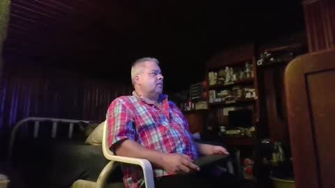 Booshwa online show from 10.16.25