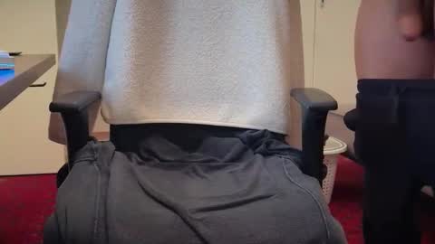 bootyonmyface online show from 11.21.25