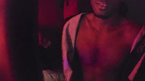 Snapshot of boss_playa98 chatting on 10.10.25 boss_playa98 online show from 10.10.25