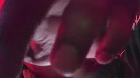 Snapshot of boss_playa98 chatting on 10.19.25 boss_playa98 online show from 10.19.25