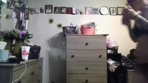 bossmilf007 online show from 12.23.25