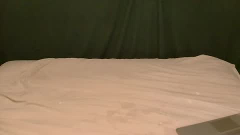 Snapshot of bottomdaddyforyou925375 chatting on 12.05.25 bottomdaddyforyou925375 online show from 12.05.25