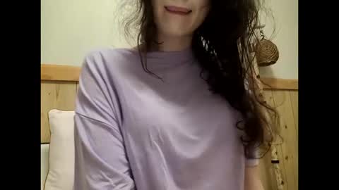 Bouncy Queen Majesty online show from 10.20.25