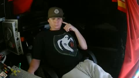 Bowerboi1217 online show from 11.27.25