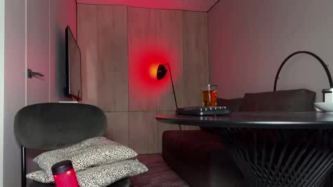 Brat and Confident  Real Femdon Not for everyone  online show from 01.19.26