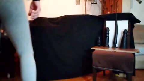 Snapshot of boy7oyy chatting on 12.15.25 Bes7assquirt online show from 12.15.25