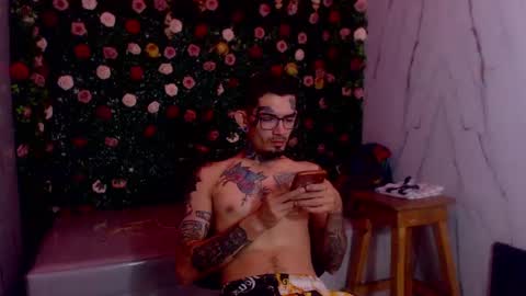 boy_tatto77 online show from 05.23.26